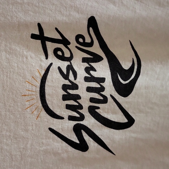 Julie and the Phantoms Sunset Curve - Picture 2 of 3